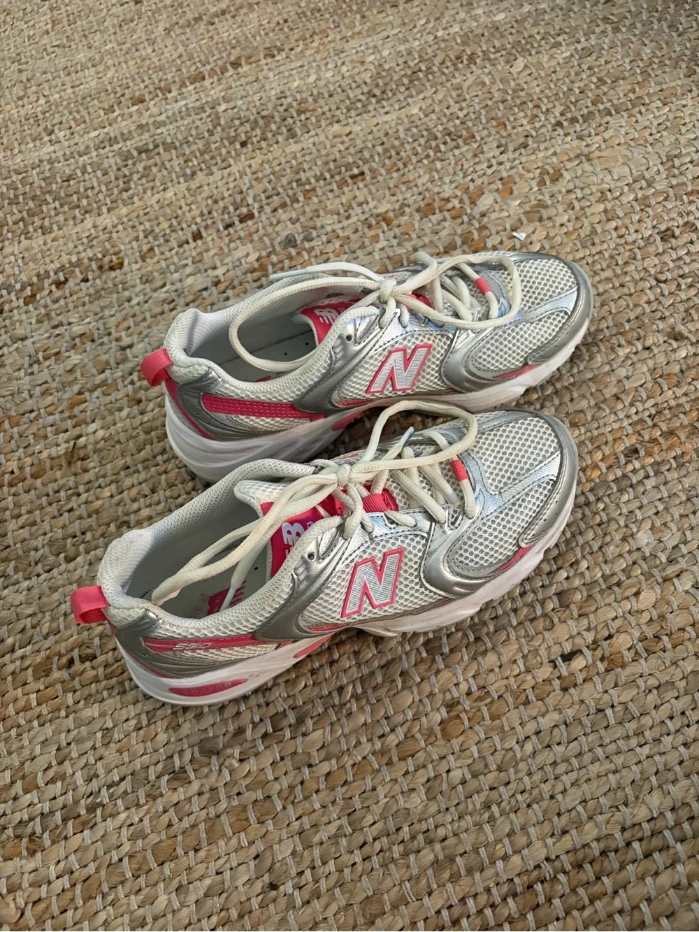 New Balance Women's Silver and Dragon Berry Pink 530 Sneakers